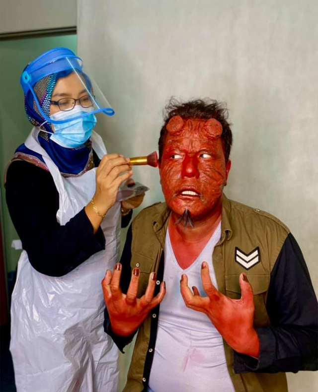 solekan-kesan-khas-kesan-special-effect-in-making-horror-character-watak-seram-proses-menghasilkan-solekan-watak-seram
