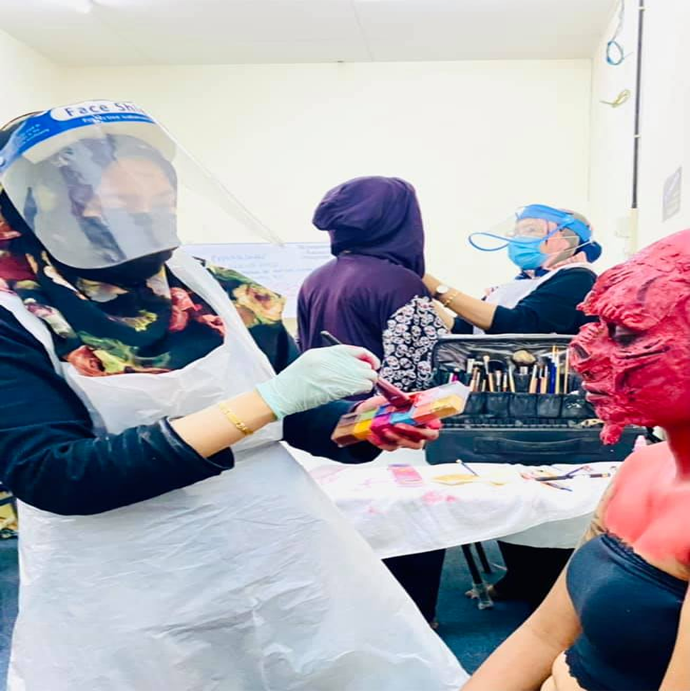 solekan-kesan-khas-semasa-proses-menyiapkan-watak-pelajar