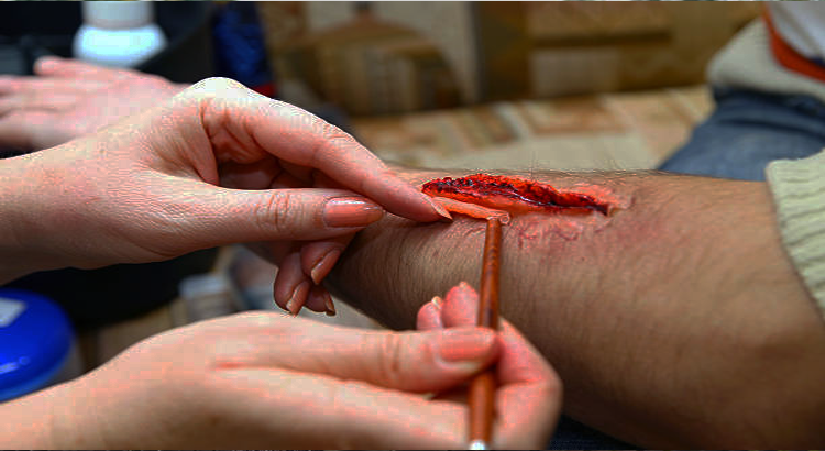 Tiga Perkara Yang Anda-Perlu-Tahu-Tentang-SFX-Make-Up-Atau-Solekan-Kesan-Khas
